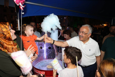 BAYRAM GİBİ ŞENLİK