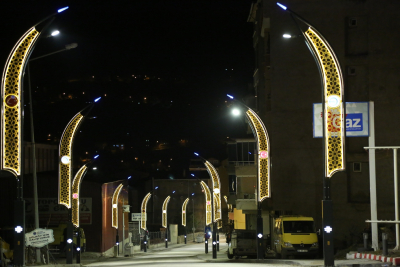 İLÇELER AYDINLANIYOR