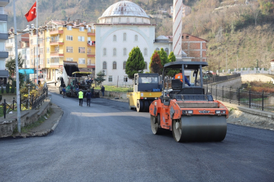 ‘SAKİN ŞEHİR’DE SICAK ASFALT SEVİNCİ