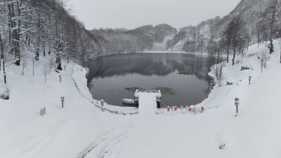 ULUGÖL BEYAZ GELİNLİĞİNİ GİYDİ