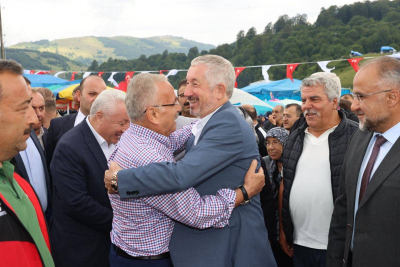 ULUVAHTA’DA BAŞKAN GÜLER’E YOĞUN İLGİ