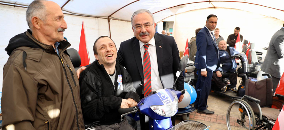 36 ADET AKÜLÜ ARAÇ ENGELLİ VATANDAŞLARLA BULUŞTURULDU