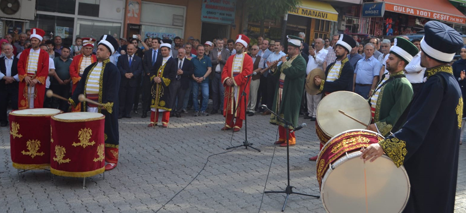 913. GELENEKSEL PERŞEMBE YAYLASI GÜREŞ VE KÜLTÜR FESTİVALİ BAŞLADI