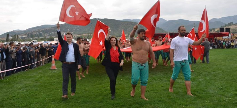 AMASYA’DA BAŞPEHLİVAN RECEP KARA OLDU