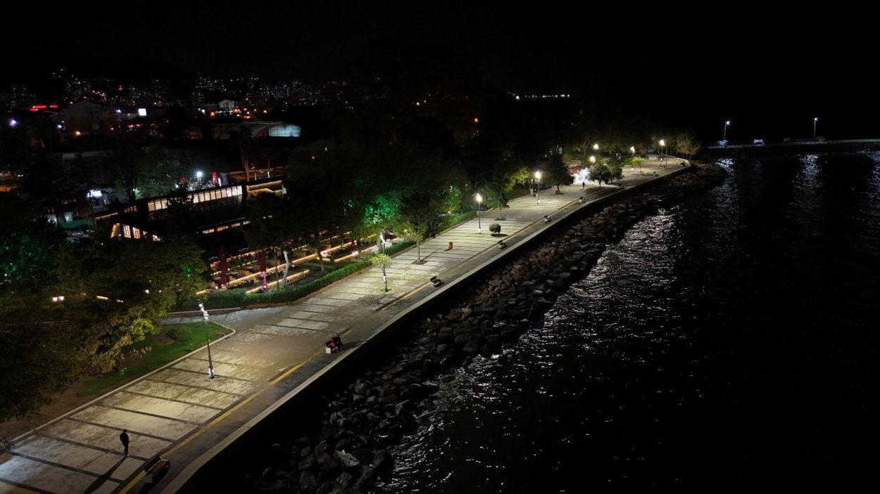 ATATÜRK PARKI GÖZ KAMAŞTIRIYOR