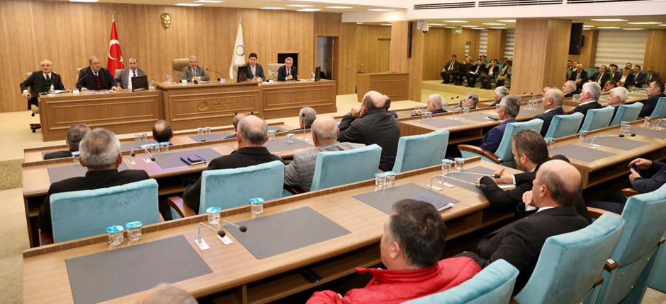 BAŞKAN GÜLER, 92 MAHALLE MUHTARINI DİNLEDİ