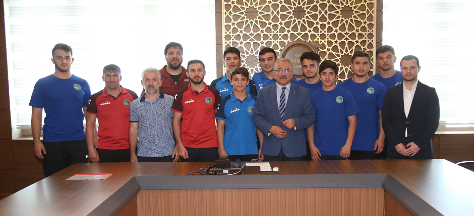 BAŞKAN GÜLER MADALYA SÖZÜ ALDI