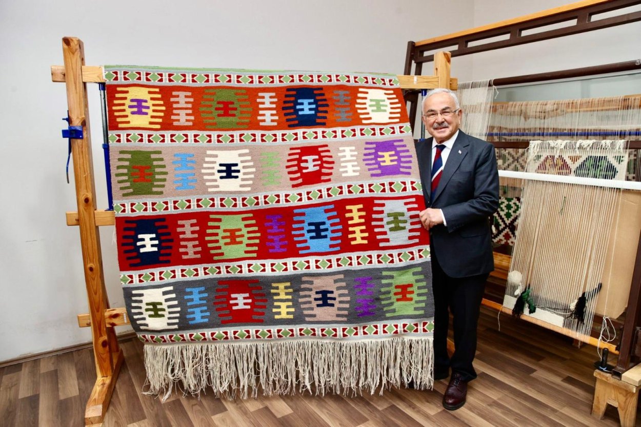 BAŞKAN GÜLER: “ORMEK’LERİMİZ HEM MESLEK ÖĞRETİYOR HEM DE SANATIN GELİŞMESİNİ SAĞLIYOR”