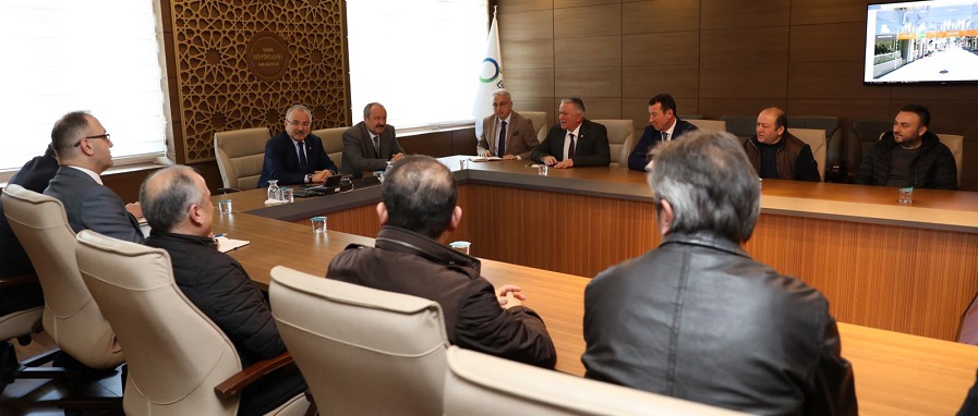 BAŞKAN GÜLER, SIRRIPAŞA ESNAFLARINI AĞIRLADI