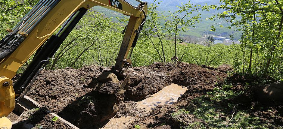 BAYADI MAHALLESİ’NDE TERFİ HATLARI YENİLENİYOR