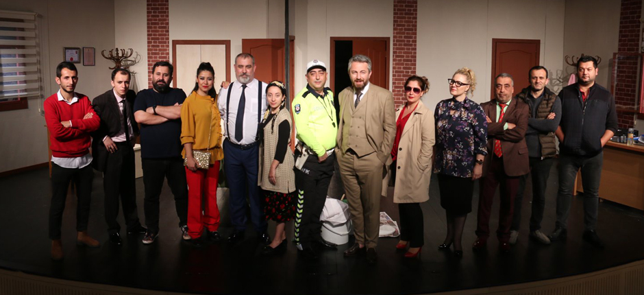 “BOYACI” OYUNU TİYATROSEVERLERDEN TAM NOT ALDI