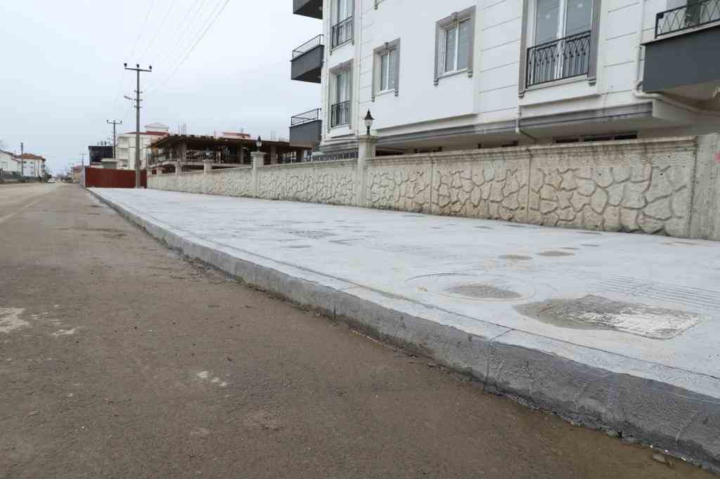 BÜYÜKŞEHİR ALTINORDU’NUN SORUNLARINI ÇÖZÜYOR