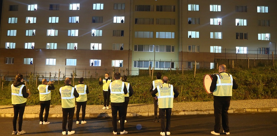 BÜYÜKŞEHİR BELEDİYESİ KENT ORKESTRASINDAN MORAL KONSERİ