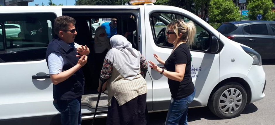 BÜYÜKŞEHİR DİLENCİLERE GÖZ AÇTIRMIYOR