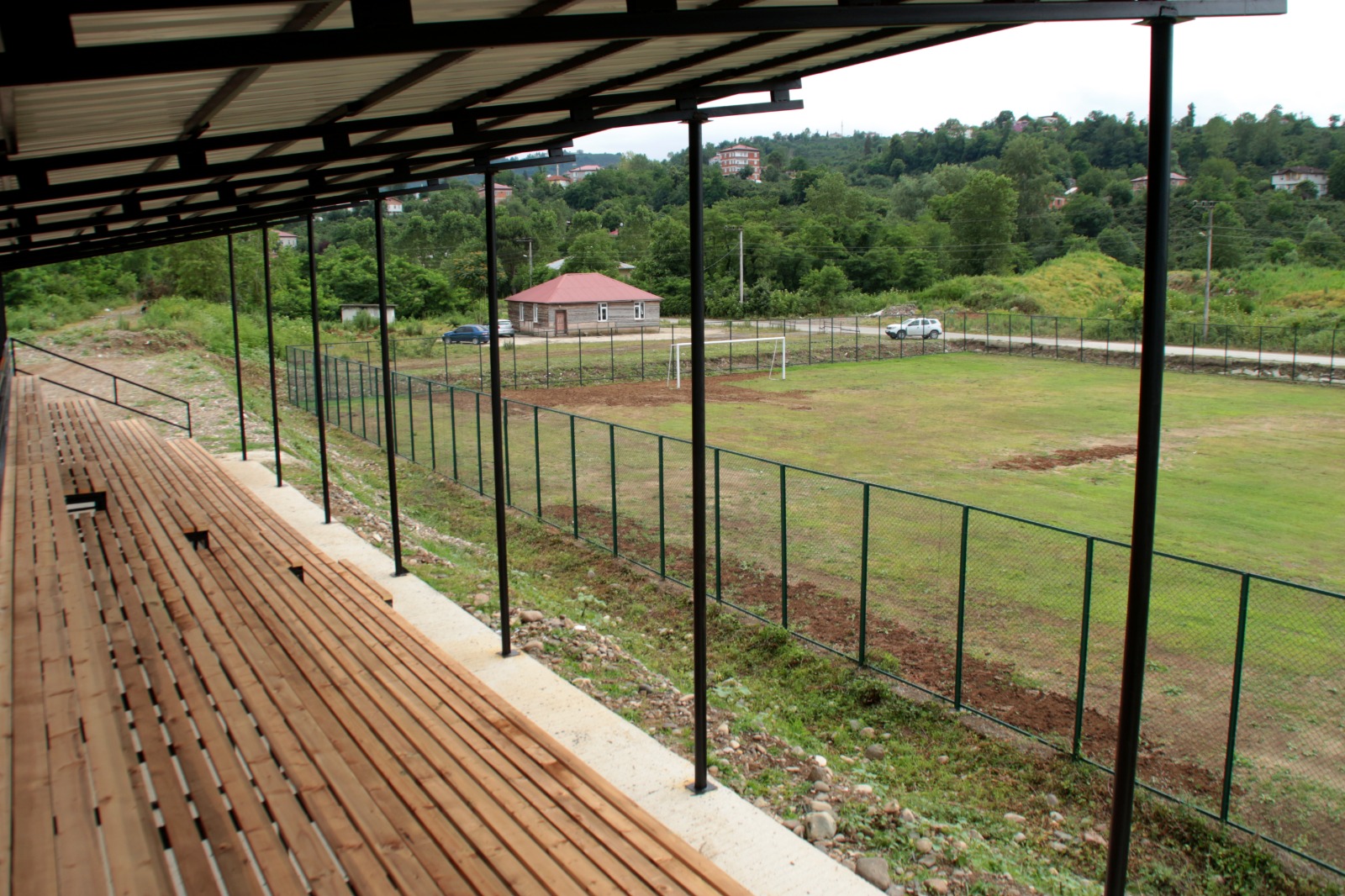 BÜYÜKŞEHİR SPORCUNUN YANINDA!