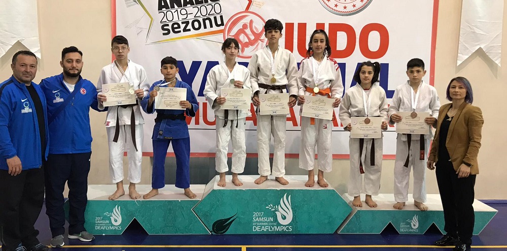 BÜYÜKŞEHİRİN SPORCULARINDAN YENİ BAŞARILAR GELDİ