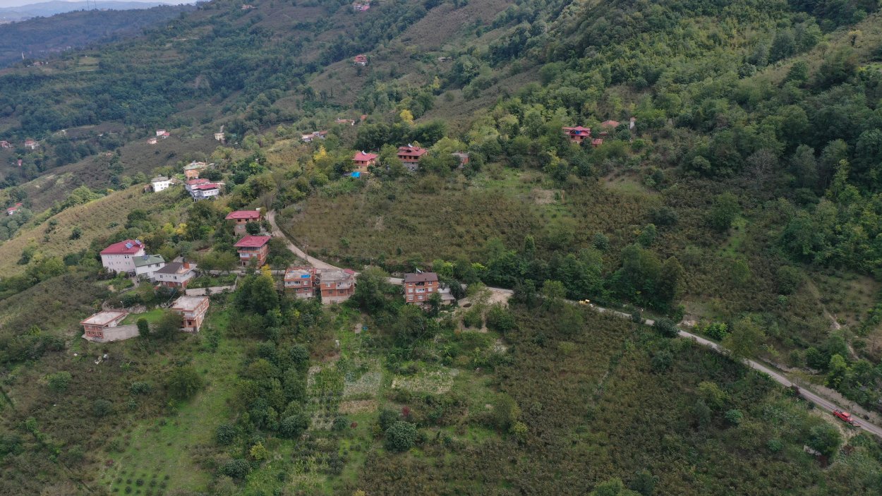 ÇAMAŞ’TA 4 MAHALLEYE HİTAP EDEN YOL ASFALTLANDI