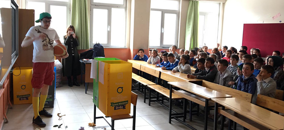 “ÇEVRECİ DORUK” ÖĞRENCİLERLE BULUŞUYOR