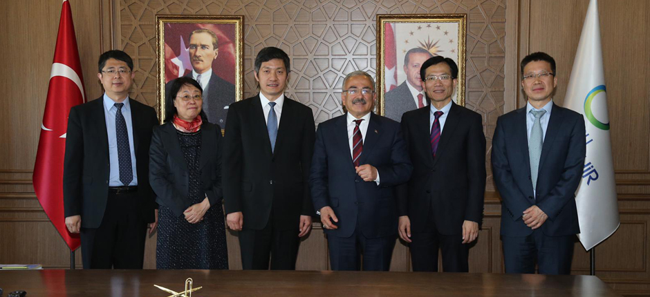 ÇİNLİ ICBC TURKEY’DEN HİLMİ GÜLER’E ZİYARET