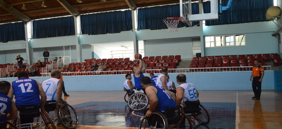 ENGELSİZ TAKIMDAN İLK GALİBİYET