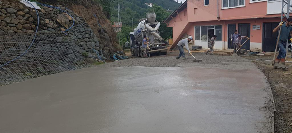 GÜRGENTEPE’YE BETON YOL