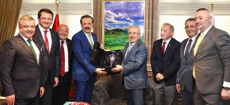 HİSARCIKLIOĞLU’NDAN ORDU BÜYÜKŞEHİR BELEDİYESİ’NE ZİYARET