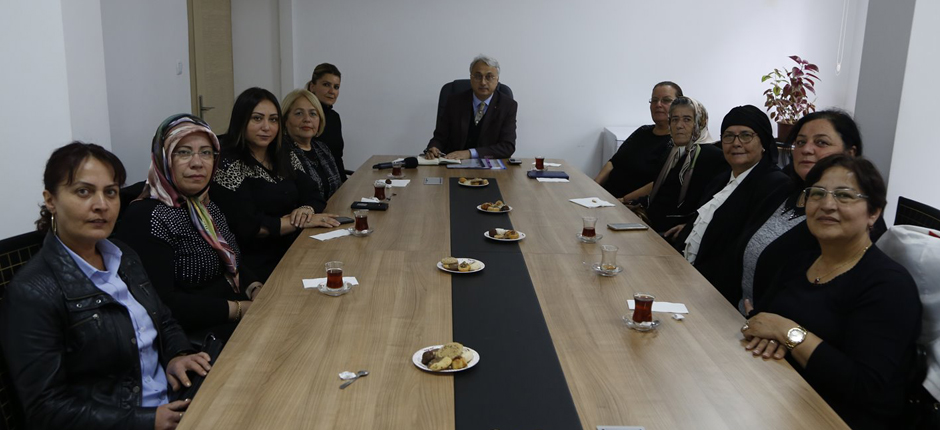 KADIN MUHTARLARLA İSTİŞARE TOPLANTISI YAPILDI