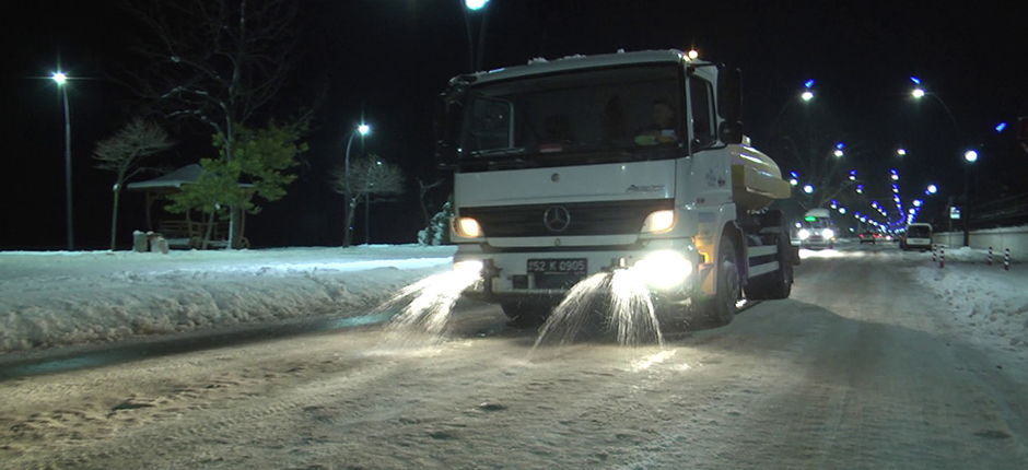 KAR TİMLERİ GÖREV BAŞINDA