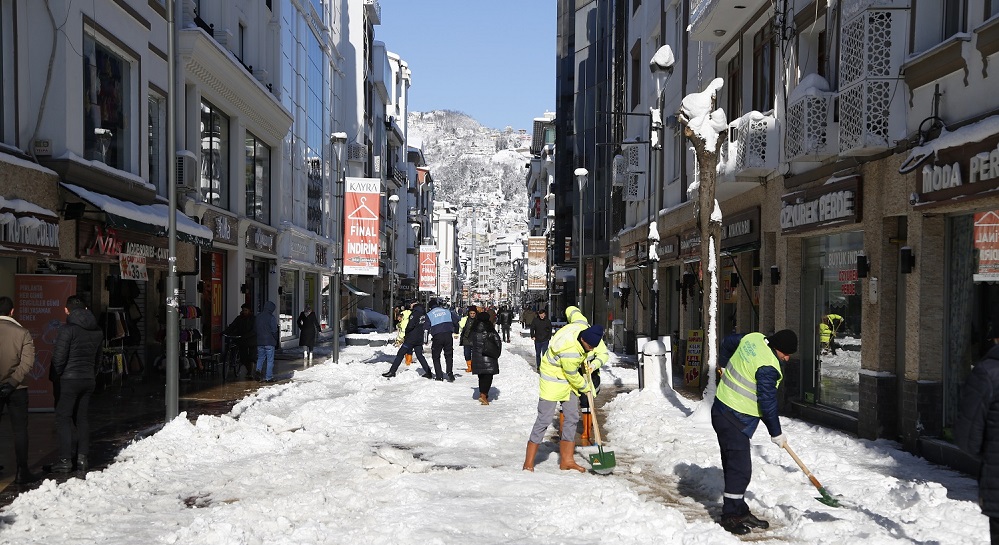 KENT MERKEZİNDE ÇALIŞMALAR ETKİN ŞEKİLDE YÜRÜTÜLÜYOR