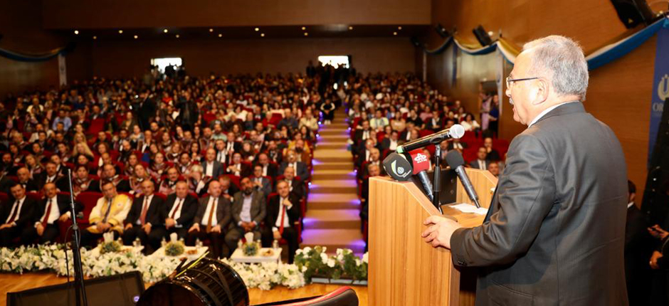 ODÜ AKADEMİK YILI TÖRENLE AÇILDI