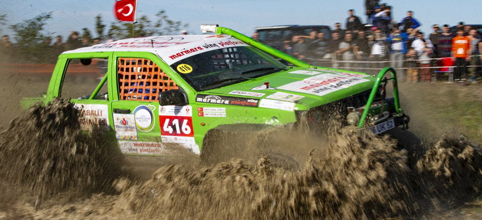 OFF-ROAD YARIŞLARI NEFES KESTİ