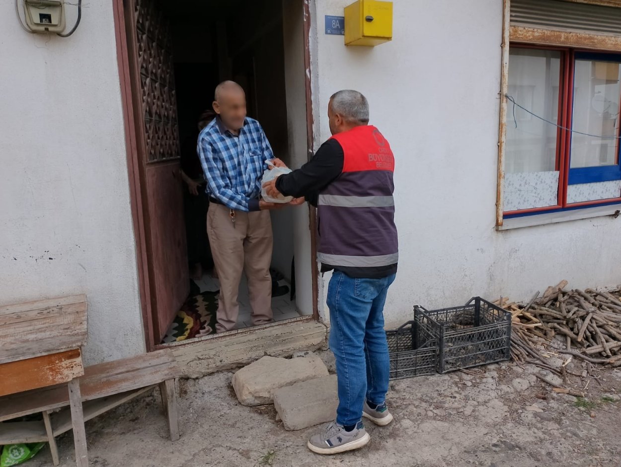 ORDU’NUN DÖRT BİR YANINDA BİNLERCE KİŞİYE SICAK YEMEK