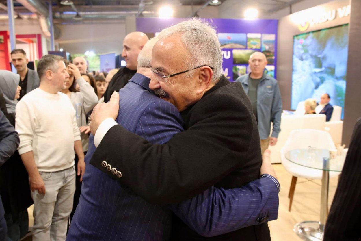 ORDU TANITIM GÜNLERİNDE BAŞKAN GÜLER’E YOĞUN İLGİ