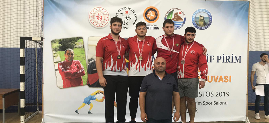 ORDULU GÜREŞCİLER RİZE’DEN BAŞARI İLE DÖNDÜ