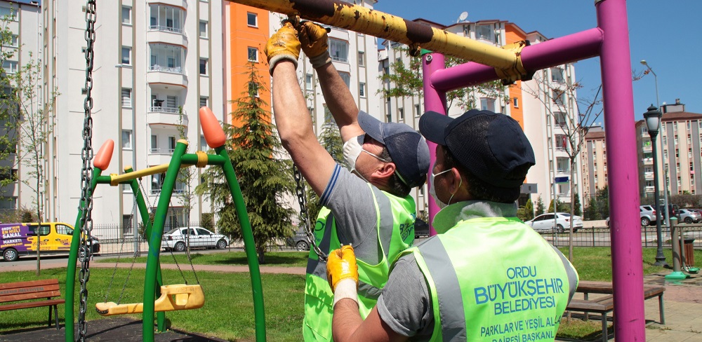 PARKLAR ELDEN GEÇİYOR