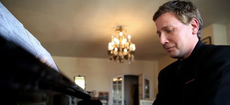 PİYANO RESİTALİNE DAVETLİSİNİZ