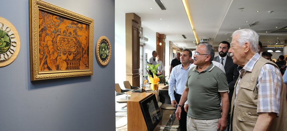 SANAT İLE AHŞAP AŞKI BU SERGİDE BULUŞTU