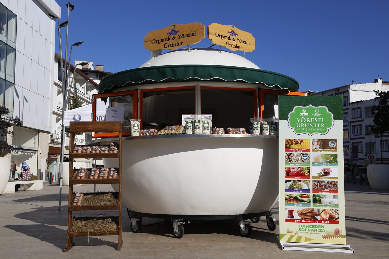 SERTİFİKALI ORGANİK YUMURTALAR REYONLARDA YERİNİ ALDI