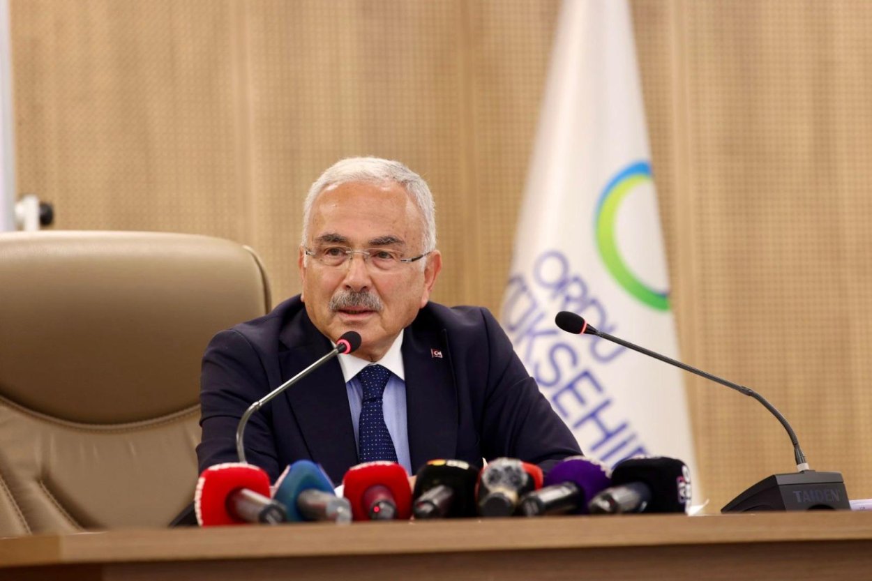 “ŞİRKETLERİMİZİN HEPSİ HALKA AÇIK, DENETLENEBİLİR VE ŞEFFAF”