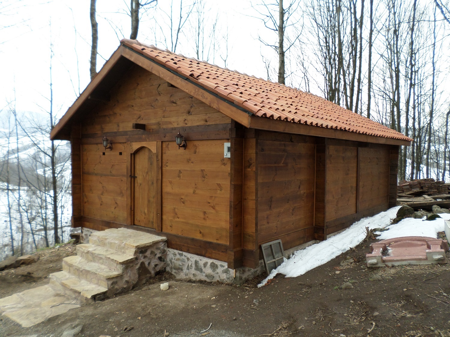 TARİHİ TÜRBEYE ÇEVRE DÜZENLEMESİ