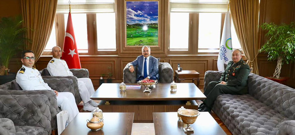 TCG BARBAROS ( F-244 ) GEMİSİ KOMUTANLARINDAN BAŞKAN GÜLER’E  ZİYARET 