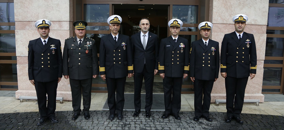 TCG YAVUZ GEMİSİ HEYETİNDEN BÜYÜKŞEHİRE ZİYARET