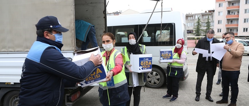 ÜNYE’DE YARDIMLAR VATANDAŞLARA ULAŞTIRILDI
