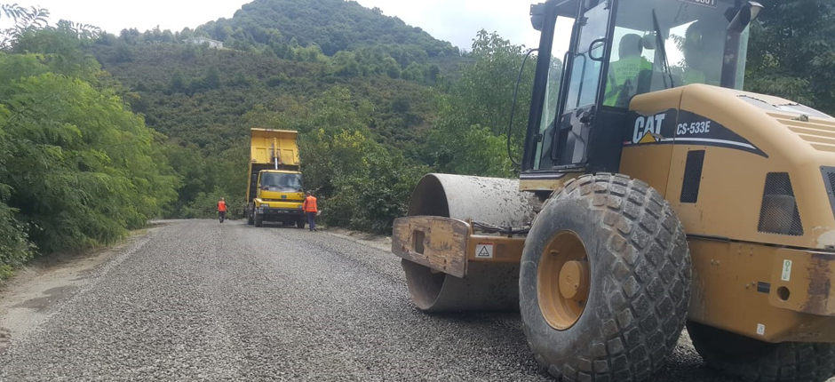 ÜNYE’YE ASFALT KONFORU