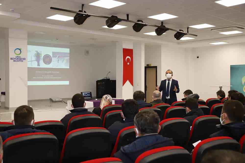 VEKTÖRLE MÜCADELE EKİPLERİNE EĞİTİM VERİLDİ